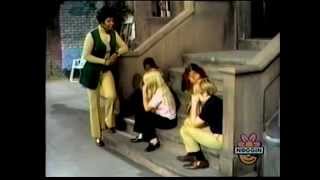 Clic Sesame Street - If Youre Happy And You Know It