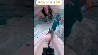 Hampir Terseret Ikan Paus Saat Mancing