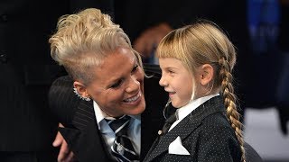 Pink Gives Powerful Speech About Her Daughter Self Acceptance At 2017 Mtv Vmas Pink Gives Powerful Speech About Her Daughter Self Acceptance At 2017 Mtv Vmas
