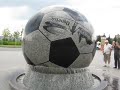 Огромный футбольный шар (Донецк, Донбасс Арена)