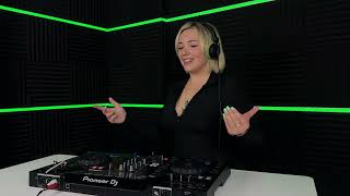 Deva Vicci - Melodic Techno Live Dj Set 4K