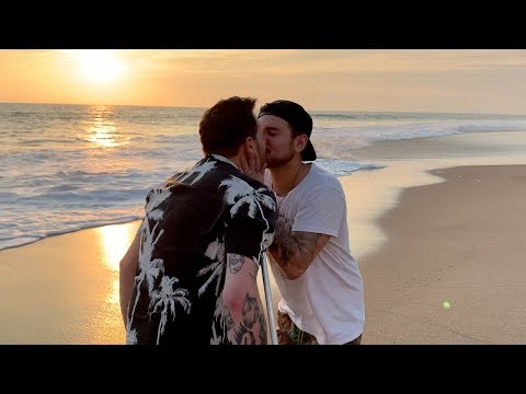 i got engaged in mexico on crutches lol