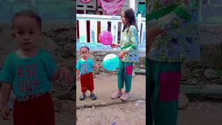 Kaka Ngajarin Dede Warna