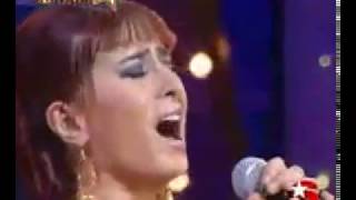 Yildiz Ti̇lbe - Anam Canli Efsane Yorum