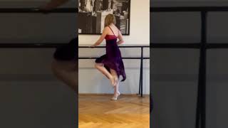 Womans Tango Practice - Ochos And Boleos