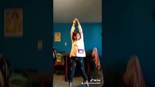 Mi Prima Bailando Rebota