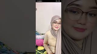 Part 1 Cewek Cantik Live Bigo Hot.....
