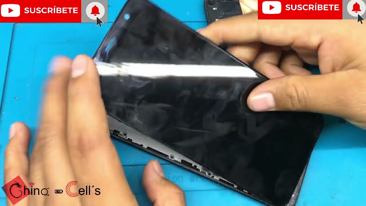 How to change a screen and buttons of a cell phone How to change a screen and buttons of a cell phone