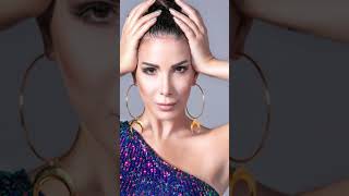 Şarkici Tuğba Özerk 1.5 Yil Evli̇ Kaldiği Gökmen Tanaçar İle Evli̇li̇ği̇ni̇ Tek Çelsede Bi̇ti̇rdi̇