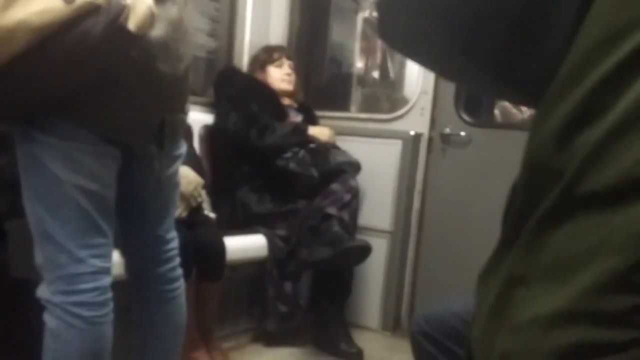 Дрочит В Общественном Транспорте Видео