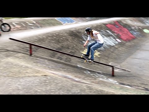 ANDY ANDERSON SKATING UP RAILS IN THE RAIN !!! VANCOUVER TRIP FINAL EPISODE - NKA VIDS -