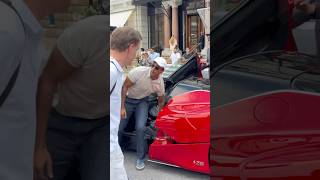 Des Cheikhs Arabes Milliardaires Arrivent À Lhôtel Paris Avec Leur Garde Du Corps ...