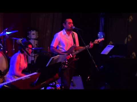 "Seven Nation Army" Cover, by Grace in the Woods. Sebastopol CA Jan 2013