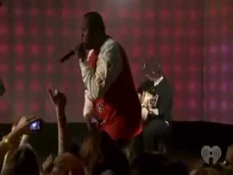 justin bieber eenie meenie sean kingston. Justin Bieber quot;Eenie Meeniequot; feat. Sean Kingston [ amp; LEGACI ] (live) at z100