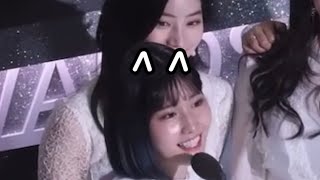 Twice mimicking Momo’s cute movement Fancam