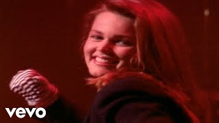 Watch Belinda Carlisle I Feel Free video