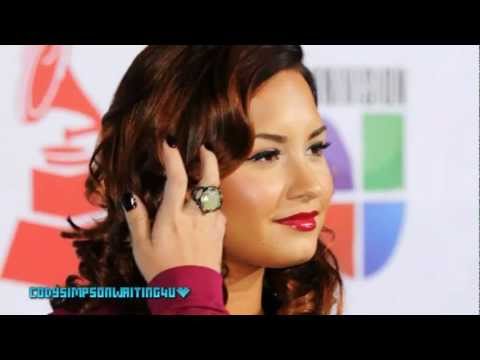Demi Lovato at Latin Grammy Awards 2011 Photos 10 November