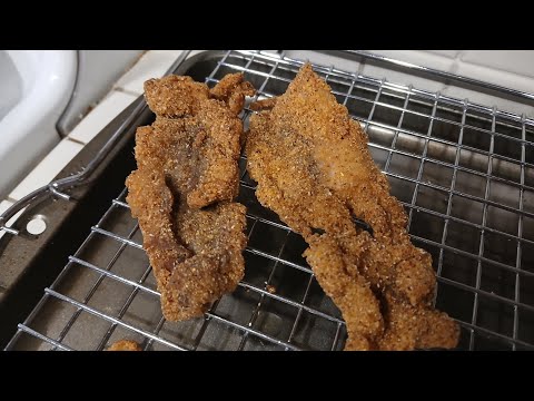 Fried fish/decorating outside for Christmas/hot chocolate π« Fried fish/decorating outside for Christmas/hot chocolate π«