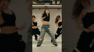 SEULGI 슬기 '28 Reasons' Dance Practice (Dance Highlight 1)