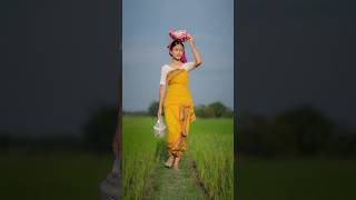 Photoshoot Bodo Girl