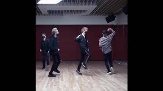 Felix Being A Crackhead To Crab Rave