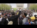 Thousands protest death of Freddie Gray in Baltimore