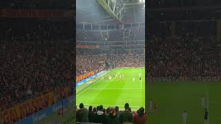 Mertens, Kereme Bana Bırak Dedi Gomisin Ü Geldi