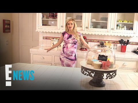 Go Inside Holly Madison's Luxe Home | E! News