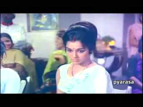 YouTube - Meri Zindagi Mein Aate - Kanyadaan (1969).flv