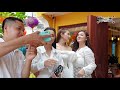 Đông đảo nghệ sĩ Vbiz HỘI TỤ chúc mừng Trường Giang khai trương Cơm Quê Mười Khó 2