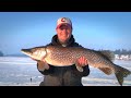 Blade baits for late-ice walleyes on Lake Winnipeg -- In-Depth Outdoors TV Season 7 Episode 1