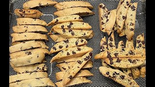 Moms Amazing Chocolate Chip Mandelbroit Mandelbread Recipe