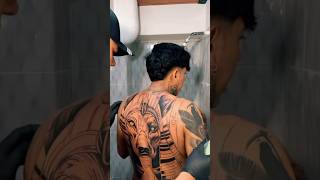 Yargil No Cree Que Así Se Limpia El Tatuaje