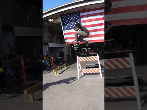 Red white and blue party‼️🙌🏽 #skateclipsdaily #skateboarding #ramp #skater #skatetricks