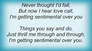 Watch Barry Manilow Im Getting Sentimental Over You video