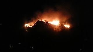 Видео Пожар в Бишкеке, ниже парка Панфилова 23.06.2016 разговоры прохожих от Бишкек Фрунзе, улица Панфилова, Бишкек, Киргизия