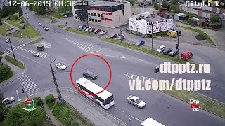 Видео Мазда в отрыве от ДТП Петрозаводска и Карелии, Шуйское шоссе, Петрозаводск, Россия