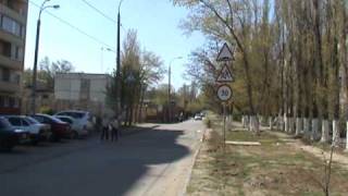 Видео Волгоград Электролесовская 86.MPG от Удачный Выбор & Мирабель, Электролесовская улица, Волгоград, Россия