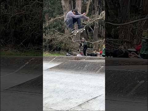 💥 Robby Bootes blasts one of the best heelflips we’ve ever seen at the casting ponds in SF 🌁