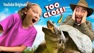 Angry Snapping Turtles With Coyote Peterson!