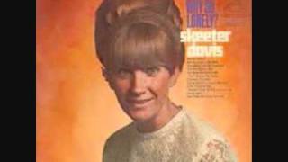 Watch Skeeter Davis You Mean The World To Me video