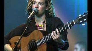 Watch Kate Rusby The Fairest Of All Yarrow video