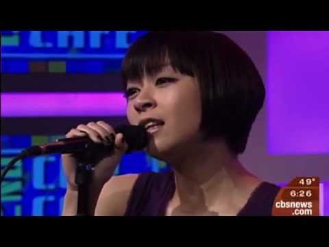 Utada hikaru - Come Back To Me live Early Show thumb
