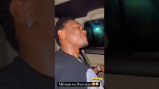 Angalia Wanachofanya Mbosso Na Yammi Ndani Ya Gari Uu