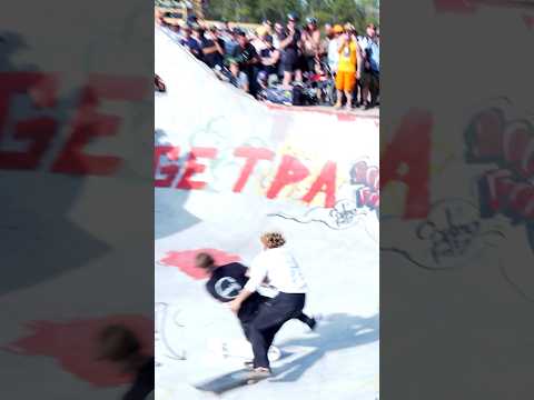 Curved walls, curved rails, and the monster bowl at Swampfest! #skateboarding #bmx #swampfest