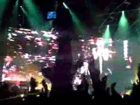 Depeche Mode Hole To Feed live Lodz 11.02.2010 Tour of the Universe