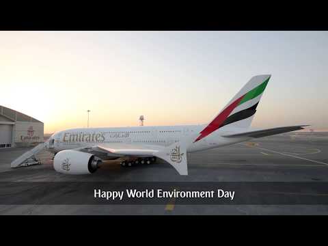Dry cleaning an Airbus A380 with Emirates