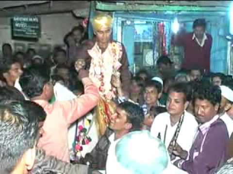 Hum unse mohabbat karke A one star band Azhar Kazi Umreth Video...