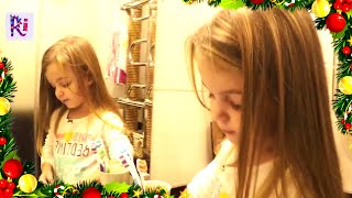 Children's cares Funny Christmas tree decoration Children Xmas songs