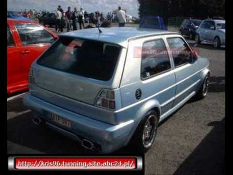 W filmiku jest ponad 300 r nych fot z popularnym VW Golfem II